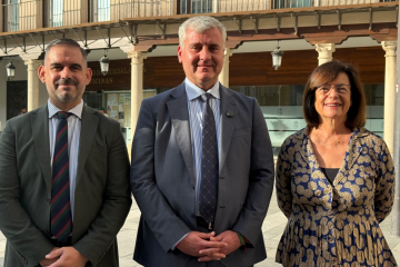 Alfonso Esteban, Santiago López Pomeda e Isabel Nogueroles